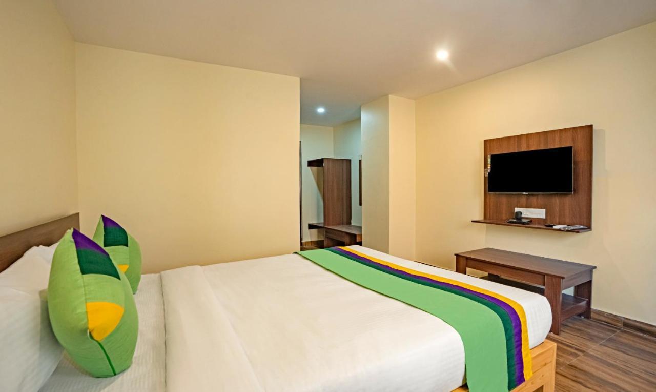 Hôtel Treebo Trend Tierra Woods Hbr à Bangalore Extérieur photo