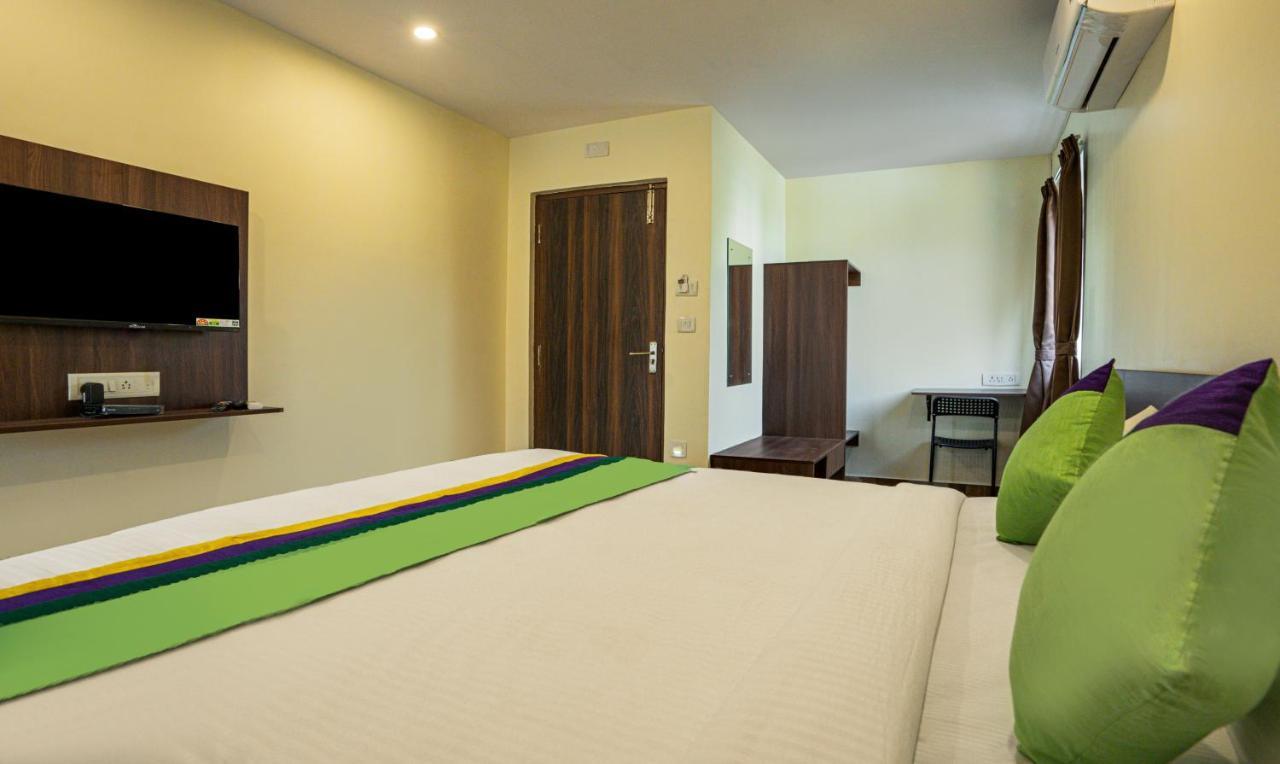 Hôtel Treebo Trend Tierra Woods Hbr à Bangalore Extérieur photo